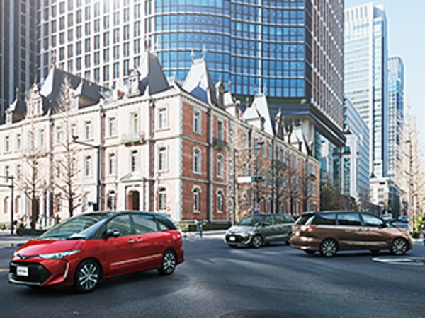 画像出典: http://toyota.jp/estima/gallery/