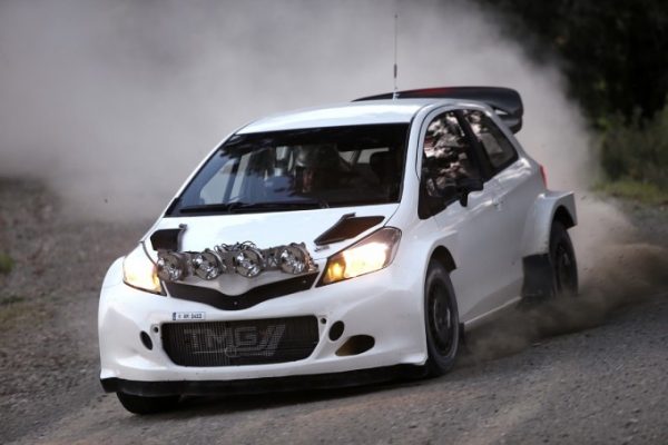Yaris_WRC_Testing_3-680x453