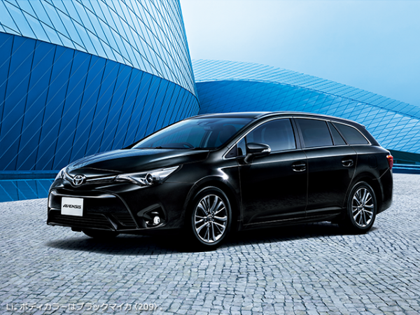 carlineup_avensis_gallery_3_02_lb1