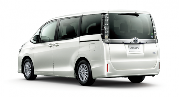 新型 トヨタ ヴォクシーハイブリッド2016年スペックまとめ!