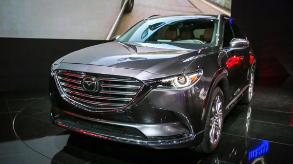画像出典: http://www.cnet.com/roadshow/auto/2016-mazda-cx-9/