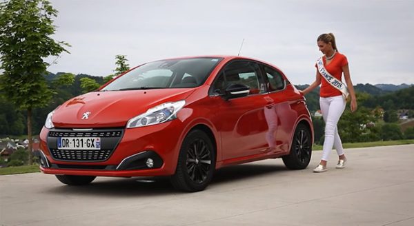 video-peugeot-208-restylee-essai-miss-france-20151