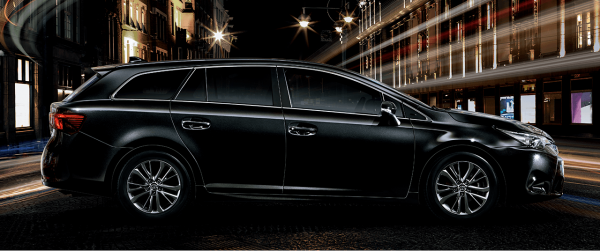 carlineup_avensis_top_2_06_pc1