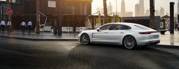 porsche-panamera-imageKSTCEKVH