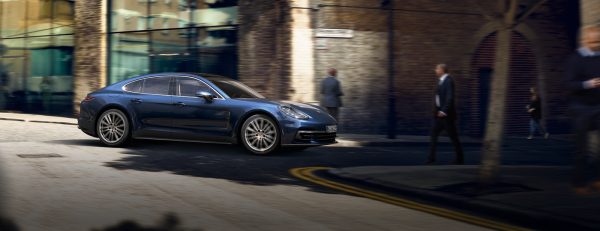 porsche-panamera-imageXUC0J135