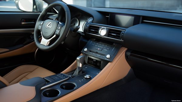 2015-Lexus-RC-350-gallery-1204x677-rc350_3586