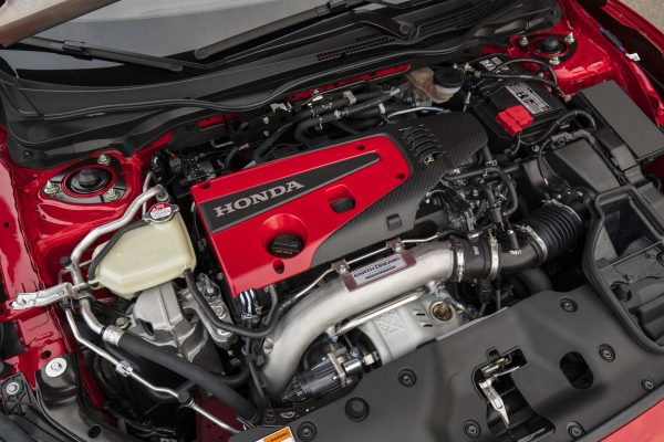 2017-Honda-Civic-Type-R-engine-03-1