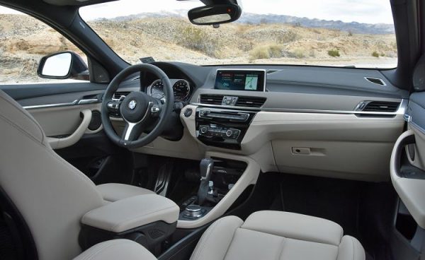 nydn-2018-bmw-x2-oyster-interior-dashboard